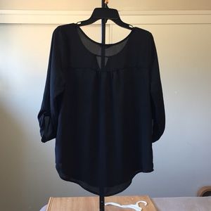 Mine Women’s Black Blouse Size L